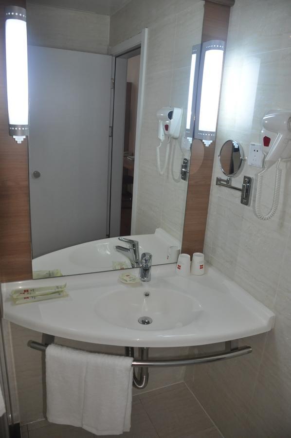 מלון Ibis Luoyang Hi Tech Dev Zone מראה חיצוני תמונה